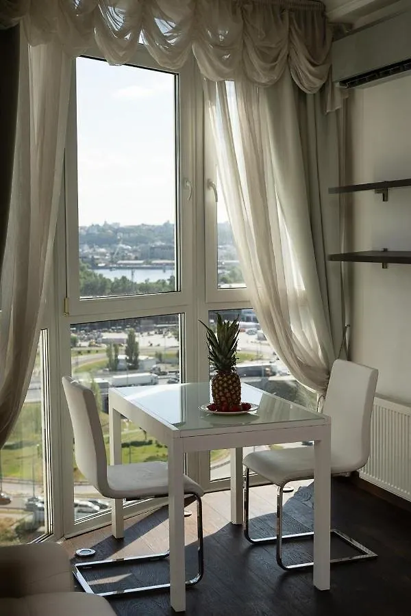 Exquisite Panoramic Views Apartment Dnipro Embankment Kyiv