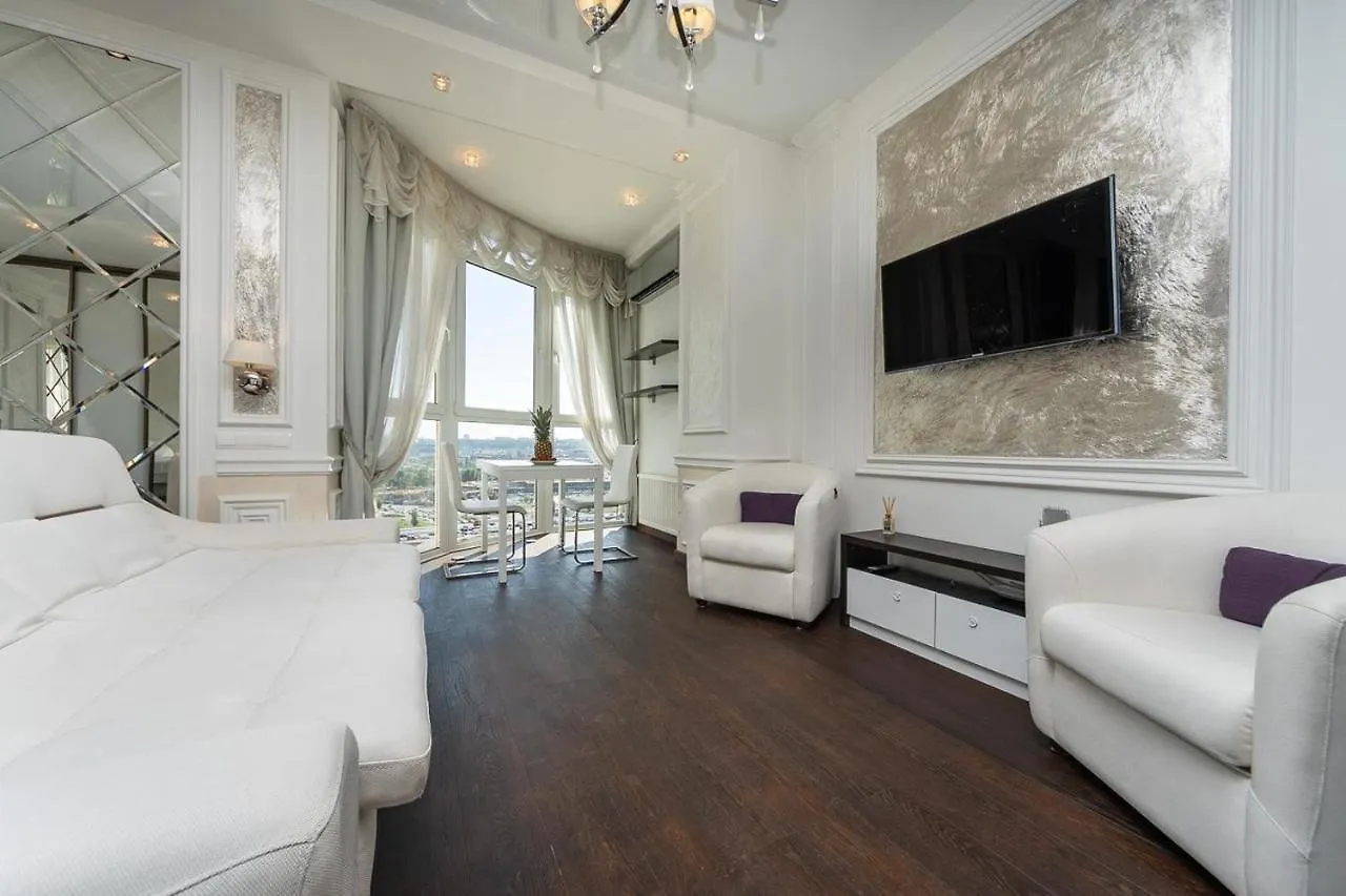Exquisite Panoramic Views Apartment Dnipro Embankment Kyjev 0*,  Ukrajina
